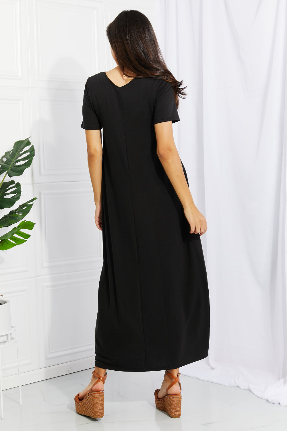 Black V-Neck Short Sleeve Pocket A-Line Maxi Dress