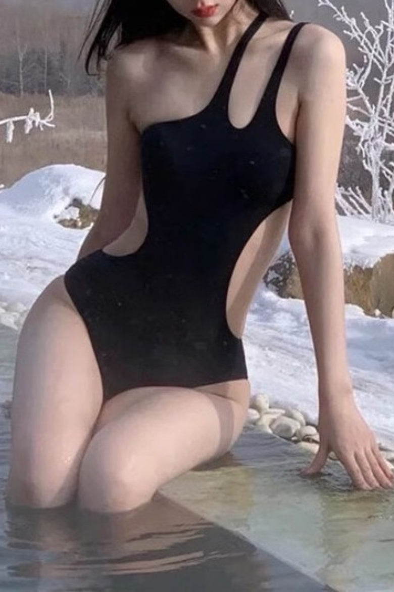 Sexy Black One Shoulder Ruched One Piece Swimsuit