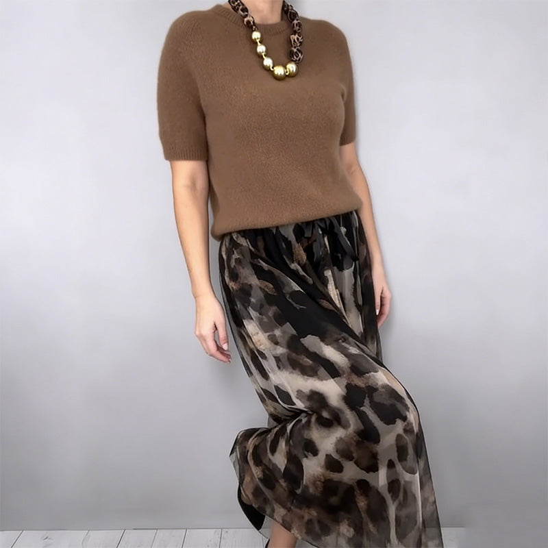 Crew Neck Short Sleeve Sweater And Leopard Flowy Maxi Skirt Set 3