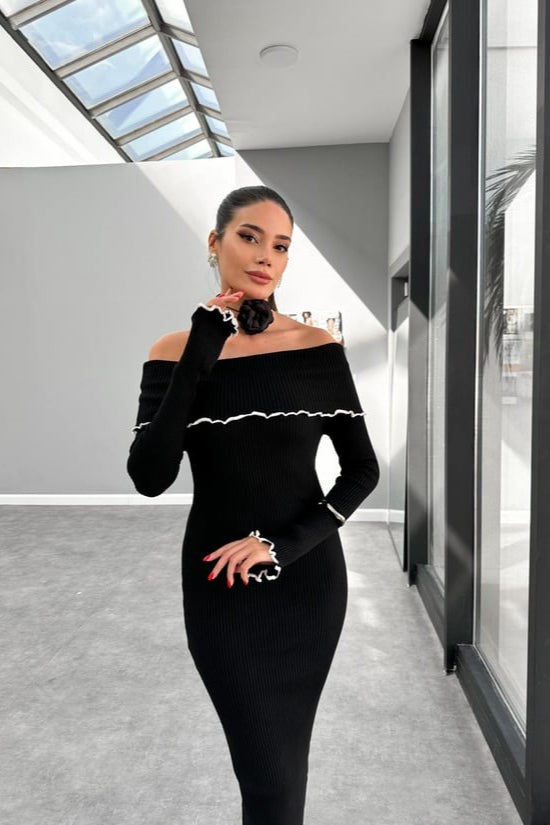 SlimFit OneShoulder Ruffle Work Dress