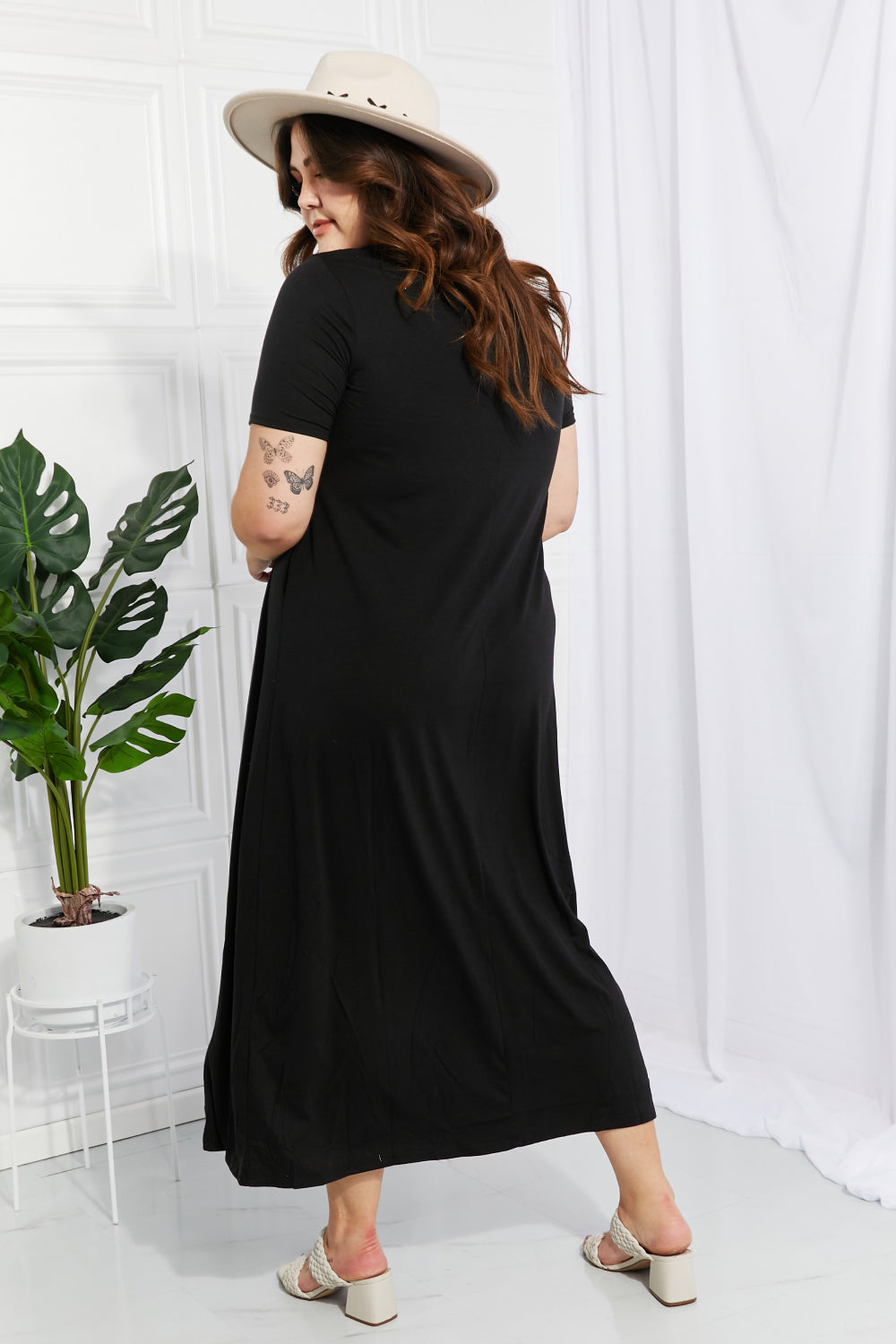 Black V-Neck Short Sleeve Pocket A-Line Maxi Dress