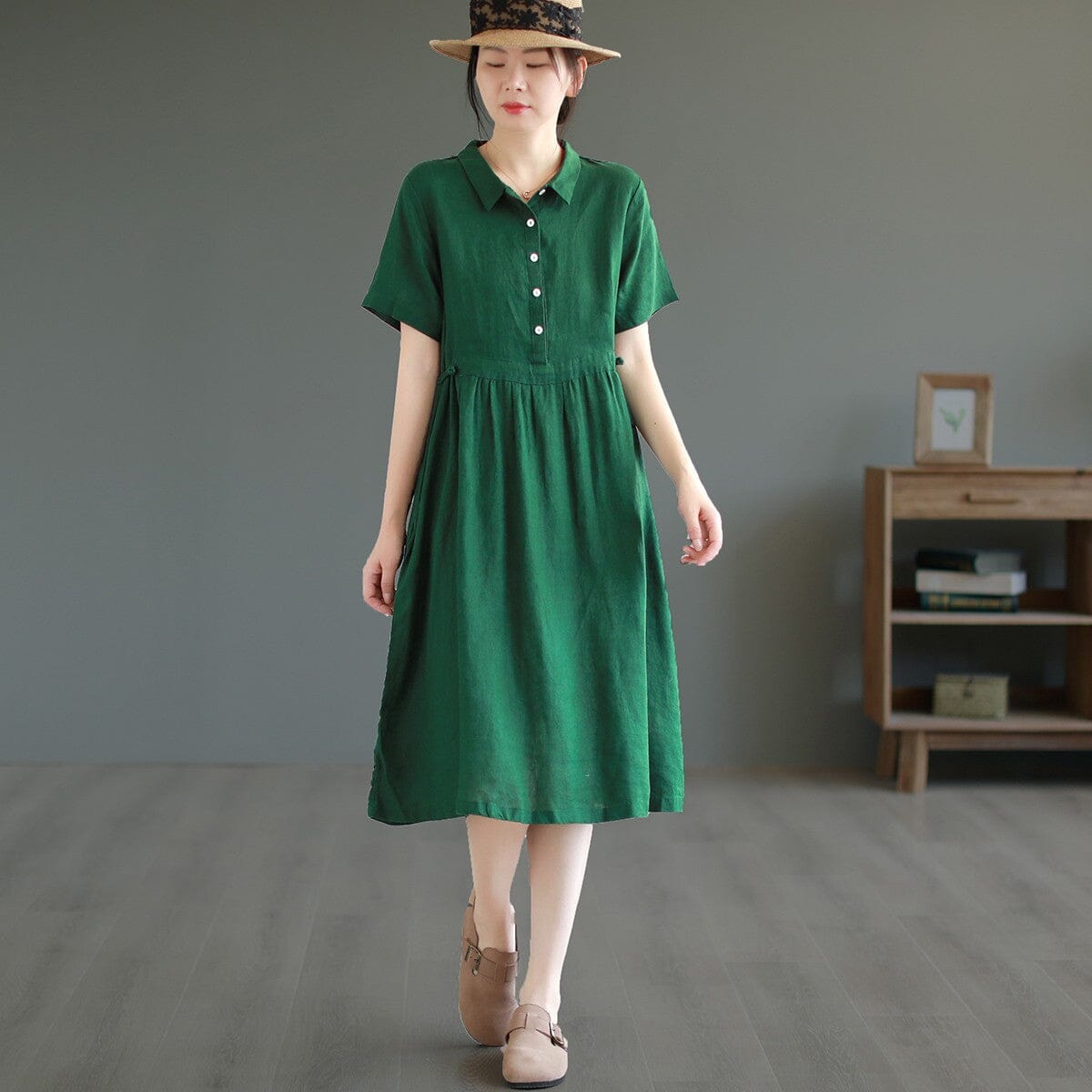 Well Tailored Dress with a Graceful Silhouette