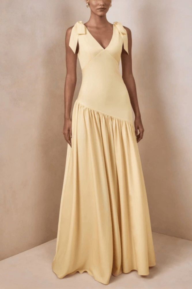 Elegant Bow Strap Fitted Flared Sleeveless Party Dress