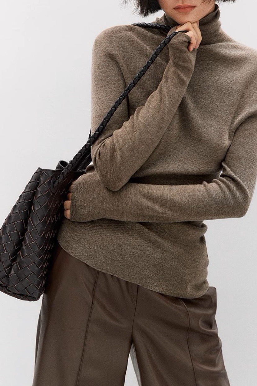Soft Wool High Neck Fitted Base Layer