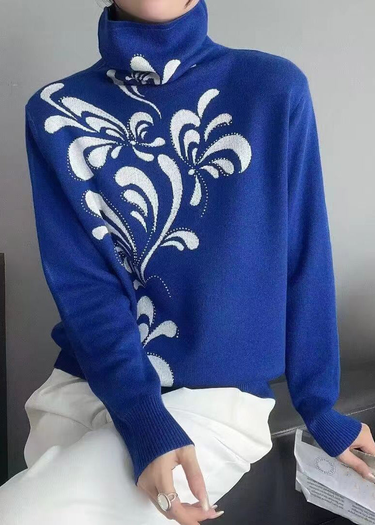 Well Tailored Sweater with a Graceful Silhouette