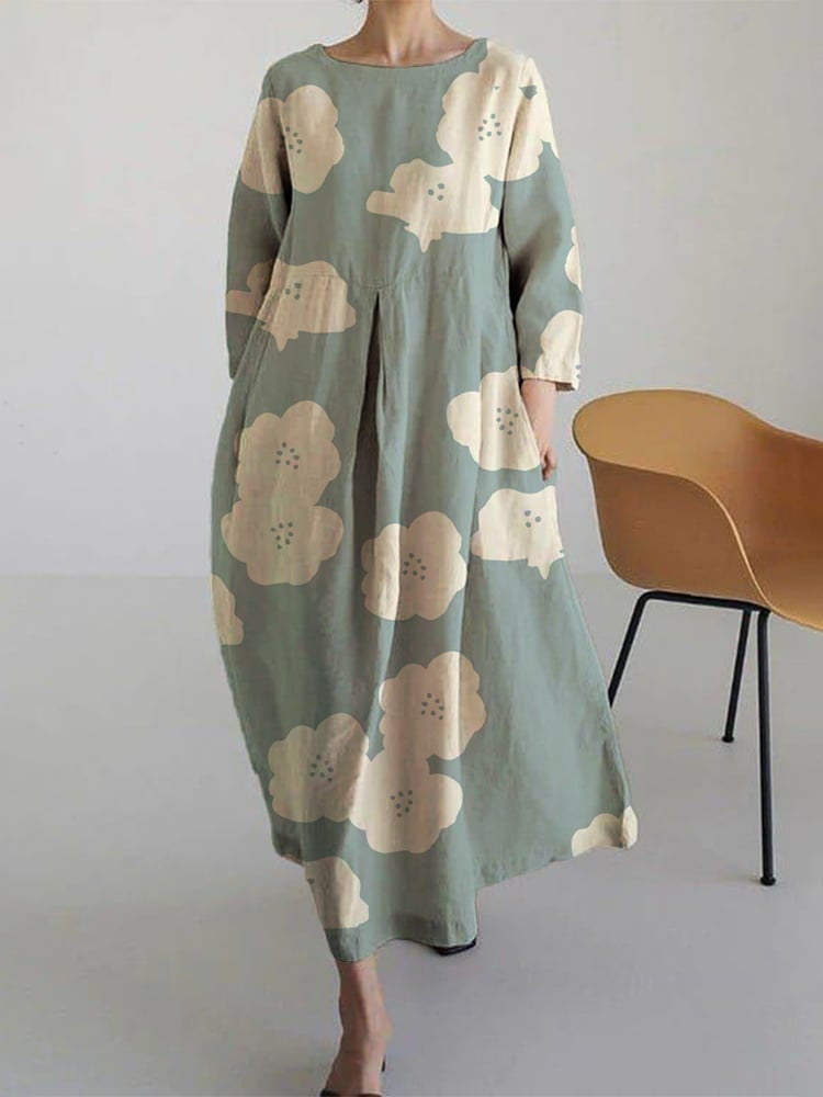 Emerenciana Loose Dress with a Round Neckline for Women Casual Daywear