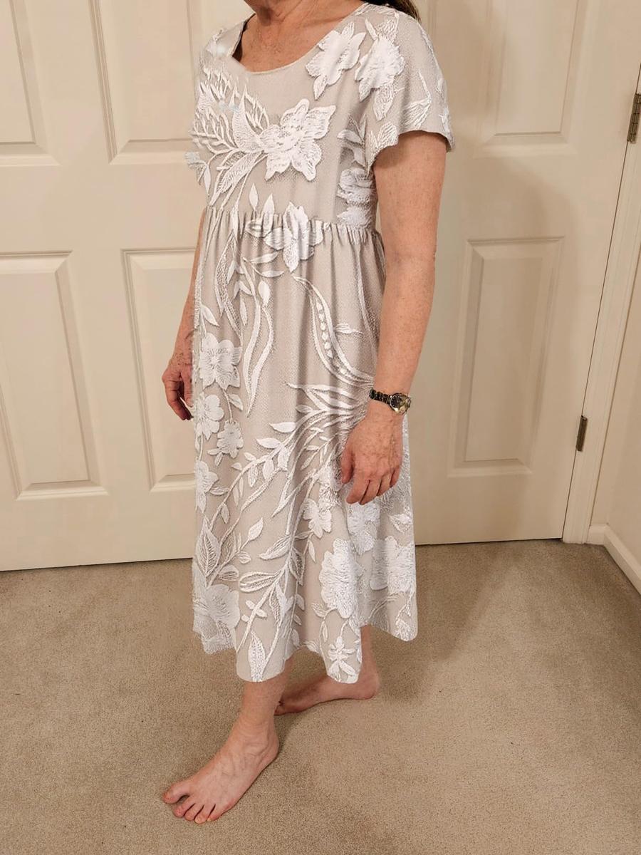 White Round Neck Floral Print Short Sleeve Pocket A-Line Maxi Dress