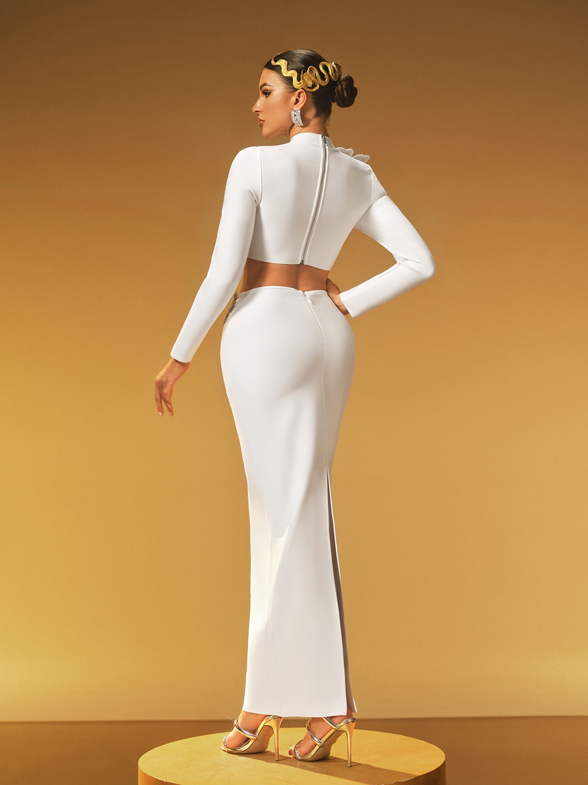 Long Sleeve Flower Bandage Skirt Set In White