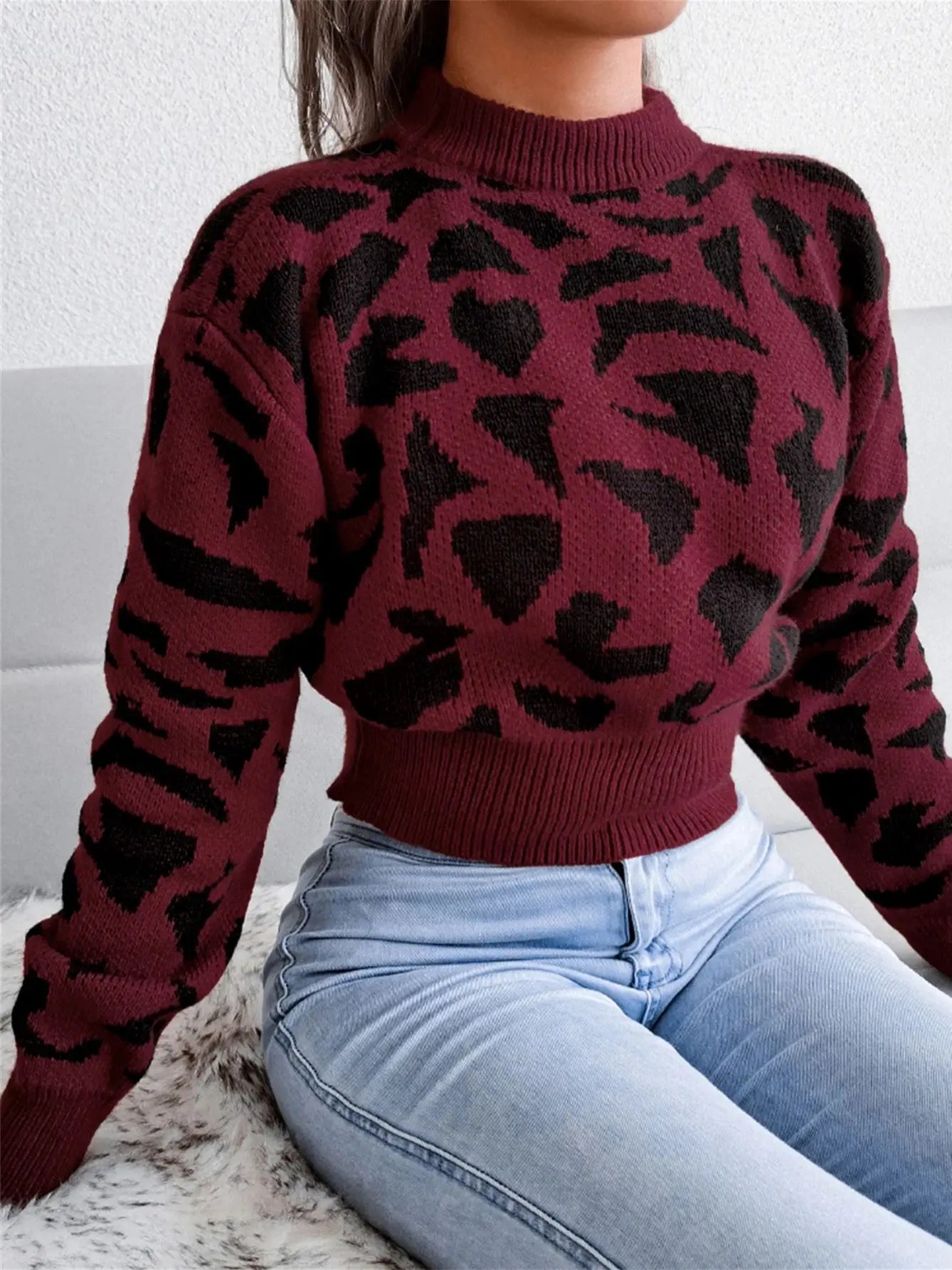 Leopard Pattern Waist Collection Round Neck Sweater Burgundy / S
