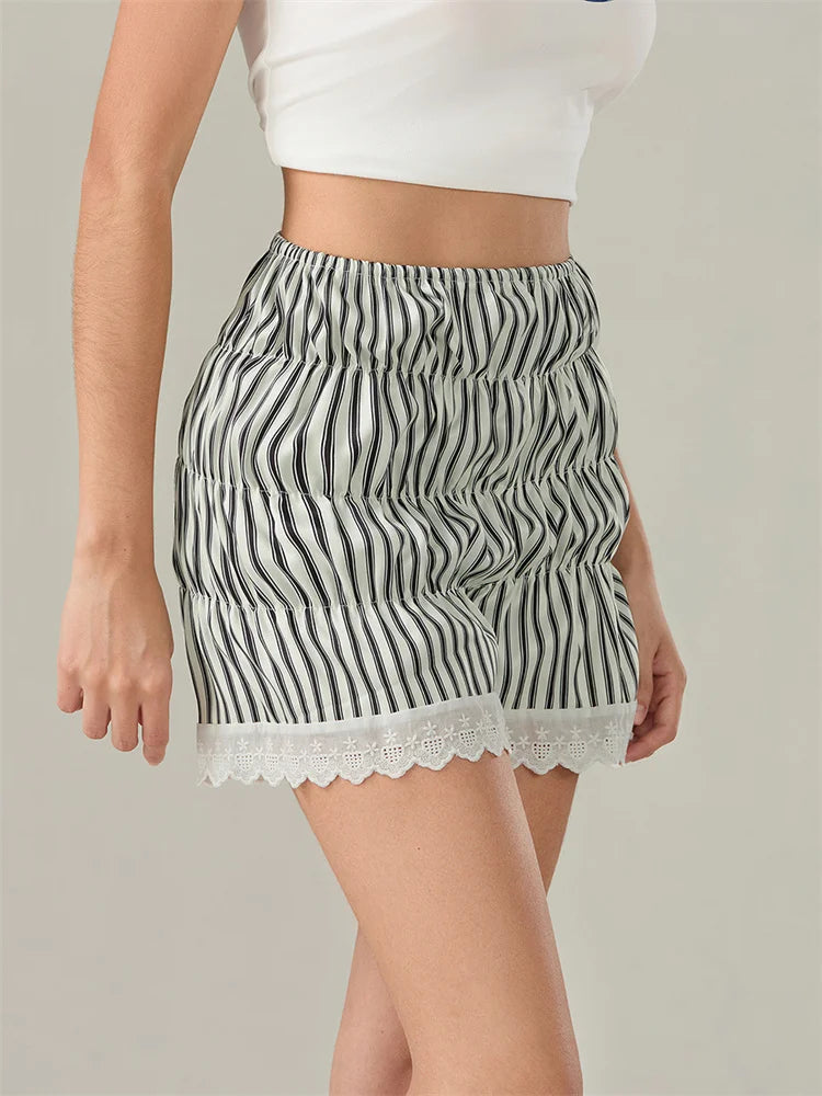 Striped Lace Lantern Ruched Short