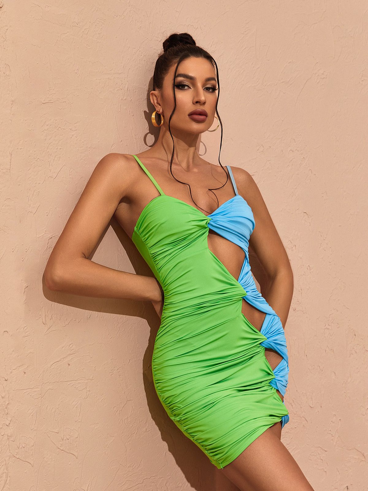 Spaghetti Strap Colorblock Twist Front Cutout Ruched Bodycon Mini Dress