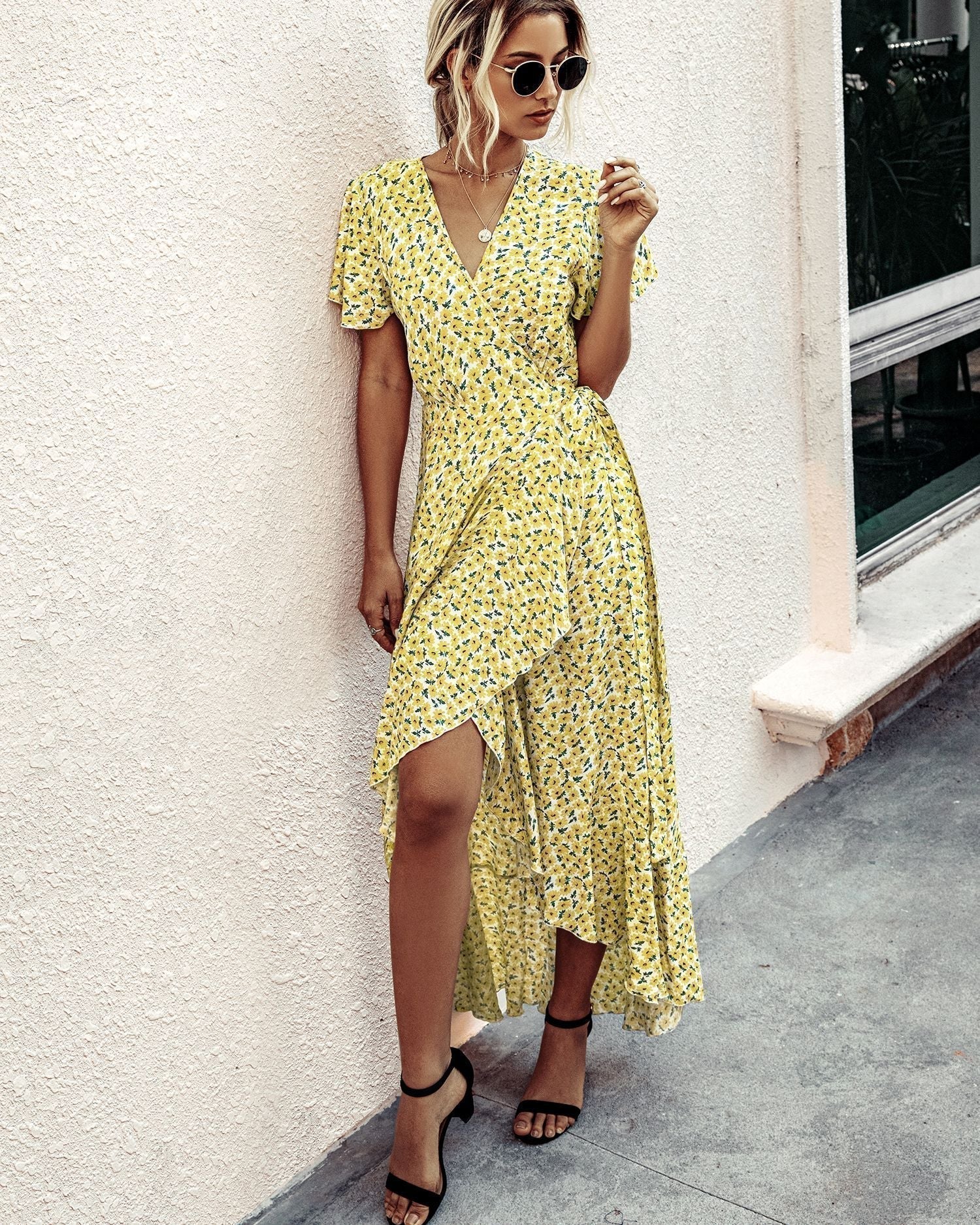Pink Polka Dot V-Neck Ruffle Short-Sleeved Beach Vacation Summer Dress