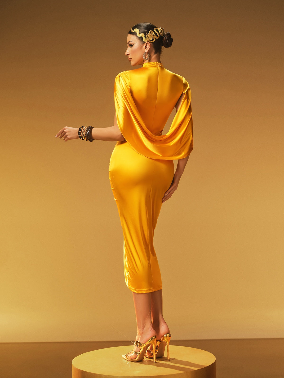V Neck Ruched Midi Dress