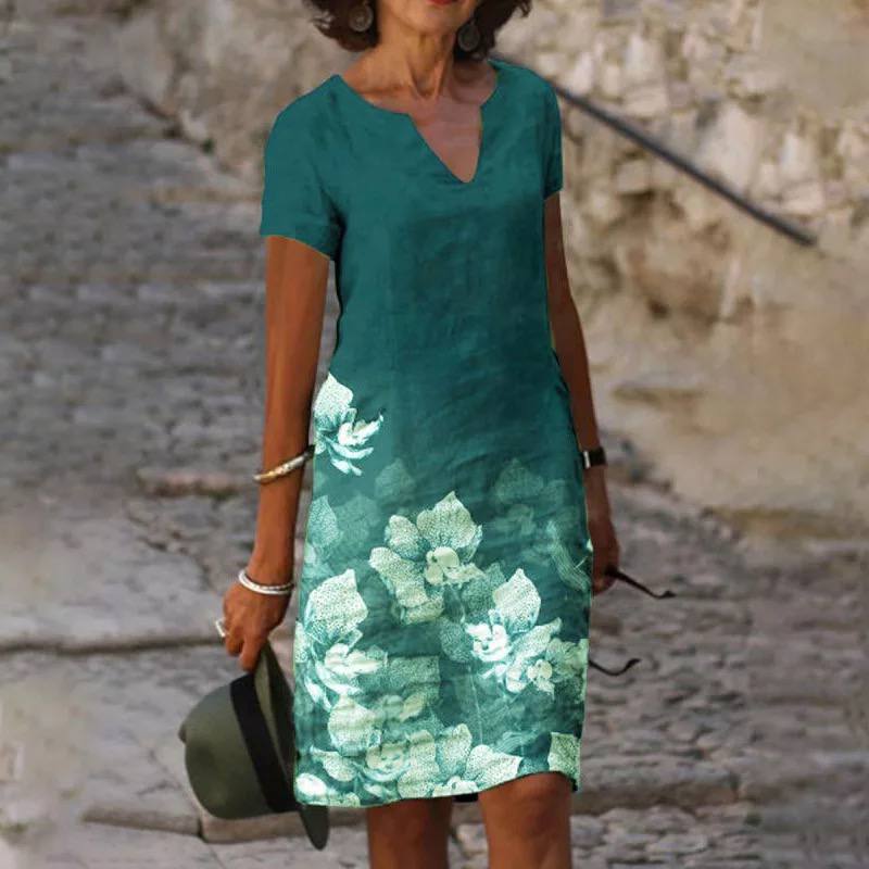 Classic Dress Inspired by Contemporary Streetwear Fashion