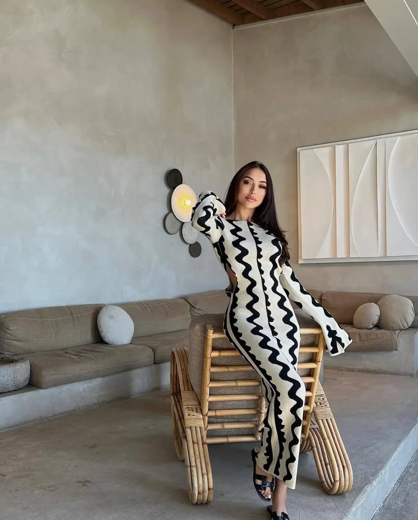 Elegant Wave Striped Oneck Maxi Knitted Bodycon Dress
