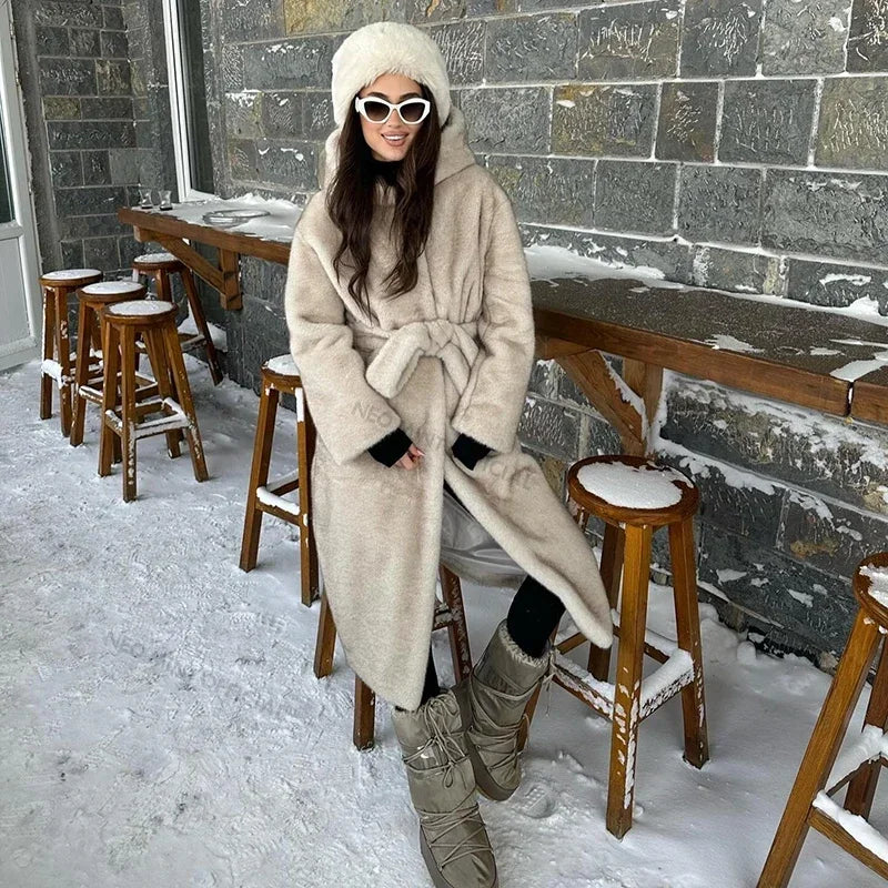 Neo Mint Belted Mink Fur Overcoat beige / XS