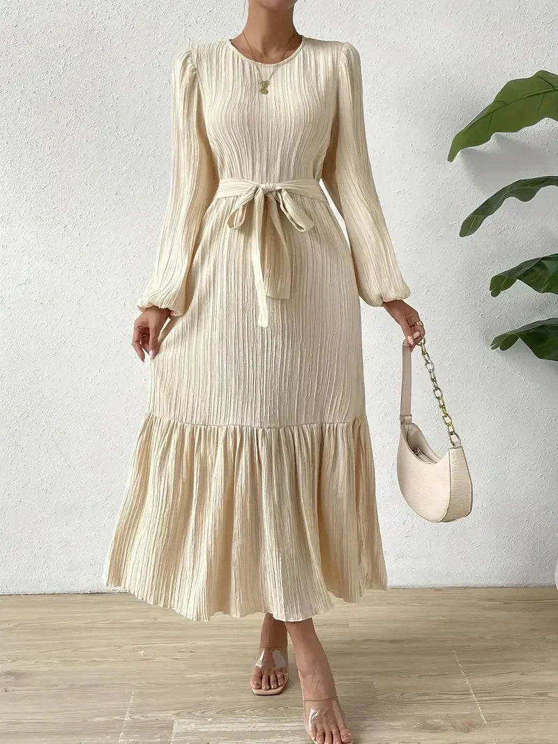 Relaxed Karen Long Sleeved Dress Dress for Modern Fashion Wear
