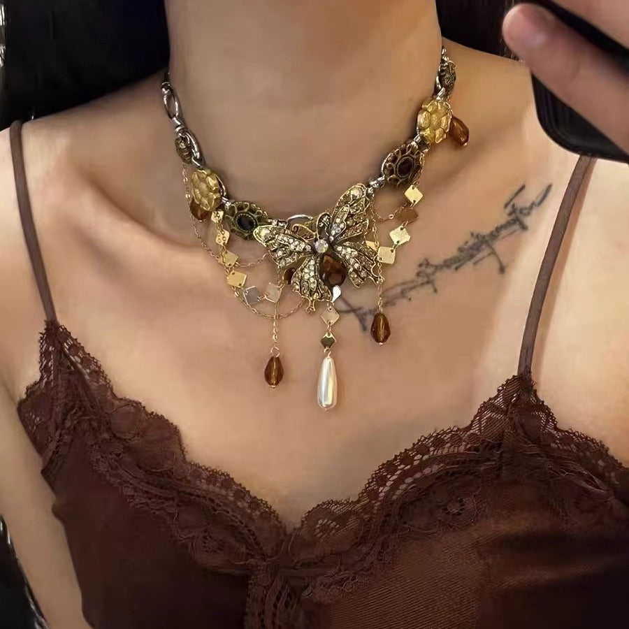 Retro Bling Butterfly Pendant Highend Cool Necklace