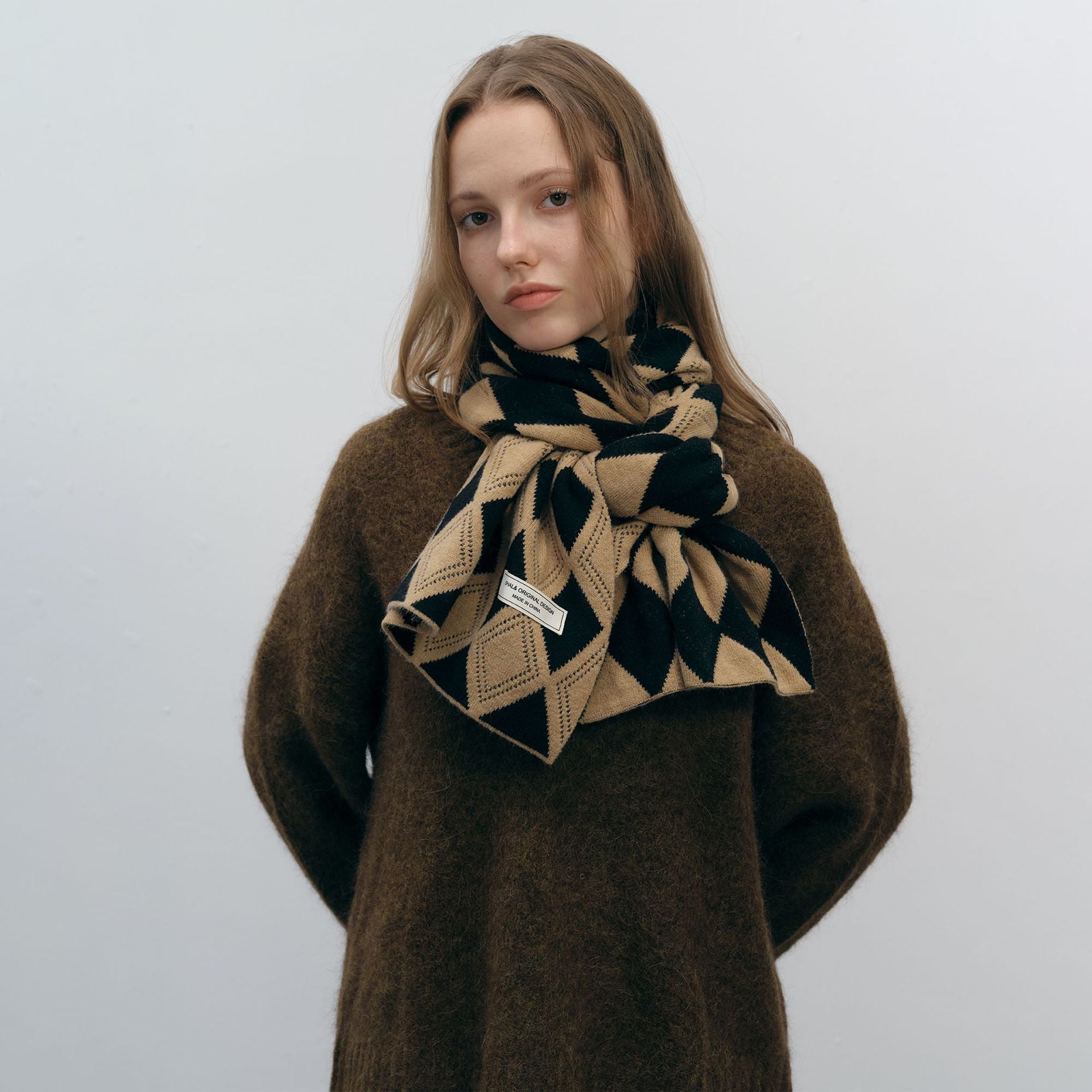 Niche Designer Versatile Warm Highend Knitted Scarf