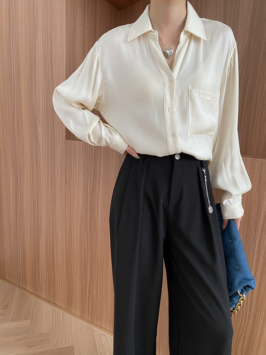 Loose shirt