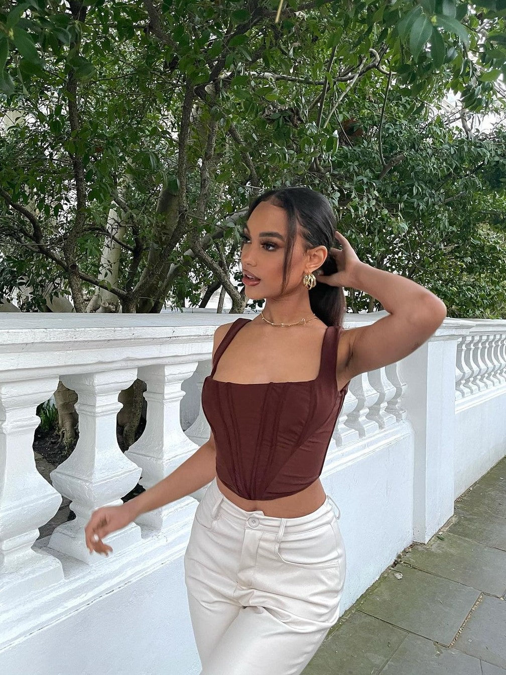 Fishbone Square Neck Cropped Navel Outer Sling Top