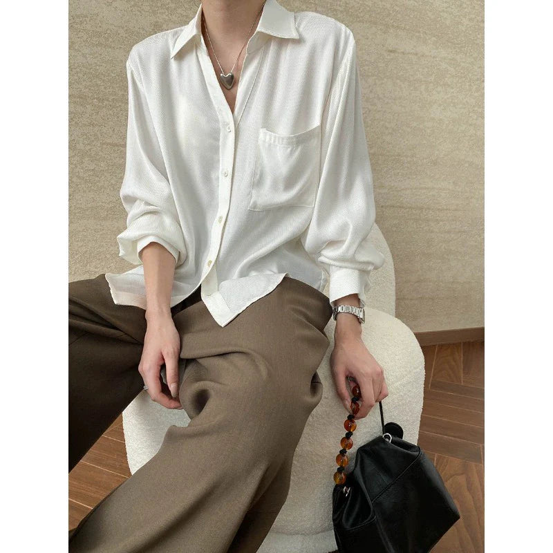 Loose shirt