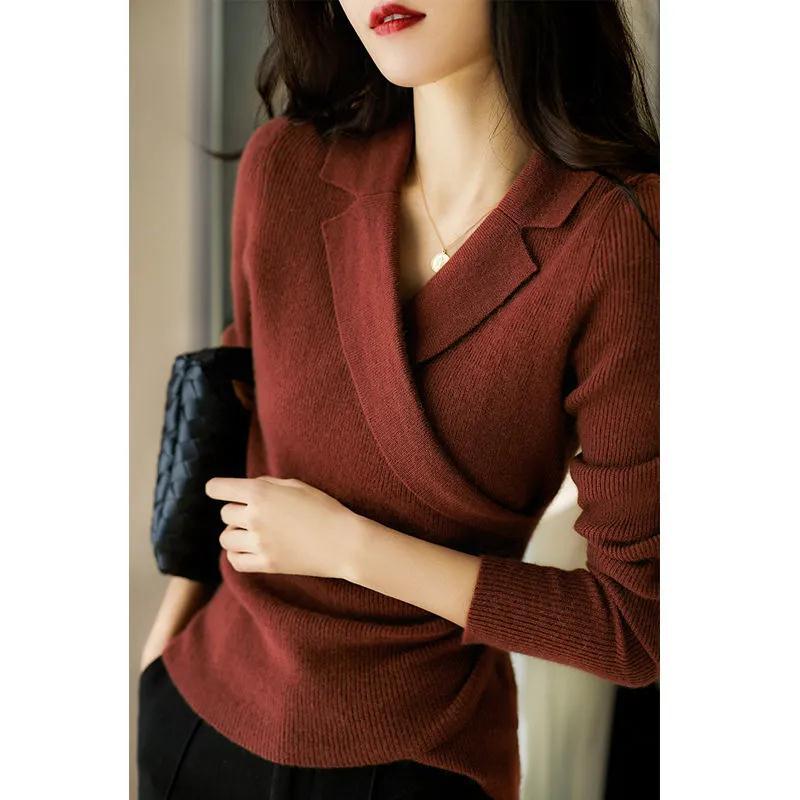 Ribbed Knit Collared Top