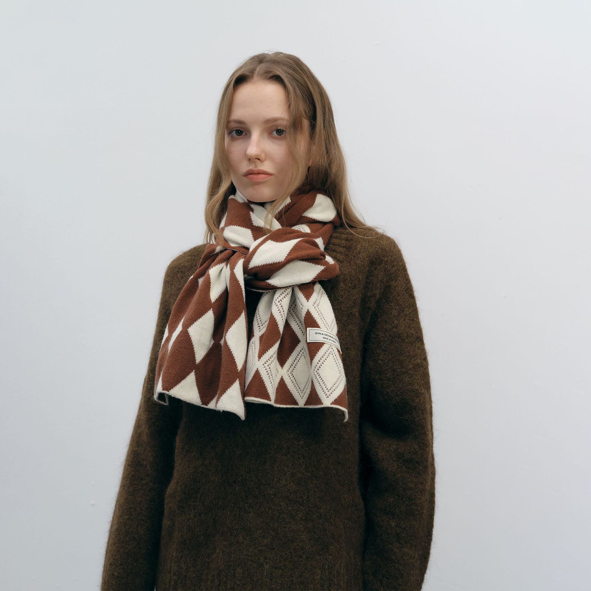 Niche Designer Versatile Warm Highend Knitted Scarf