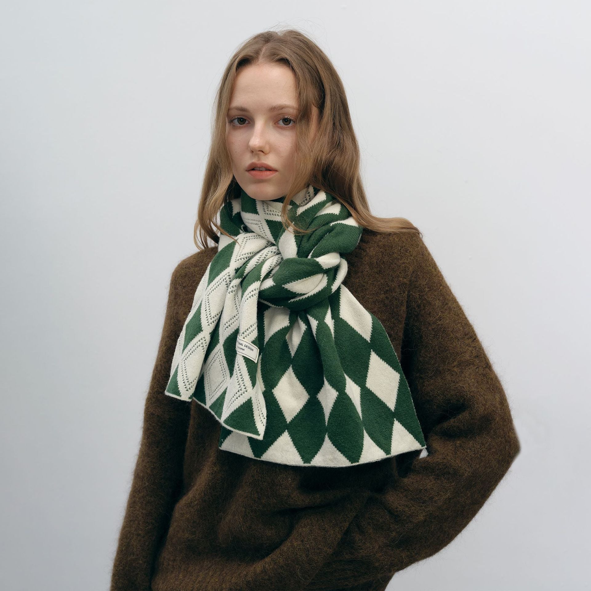Niche Designer Versatile Warm Highend Knitted Scarf