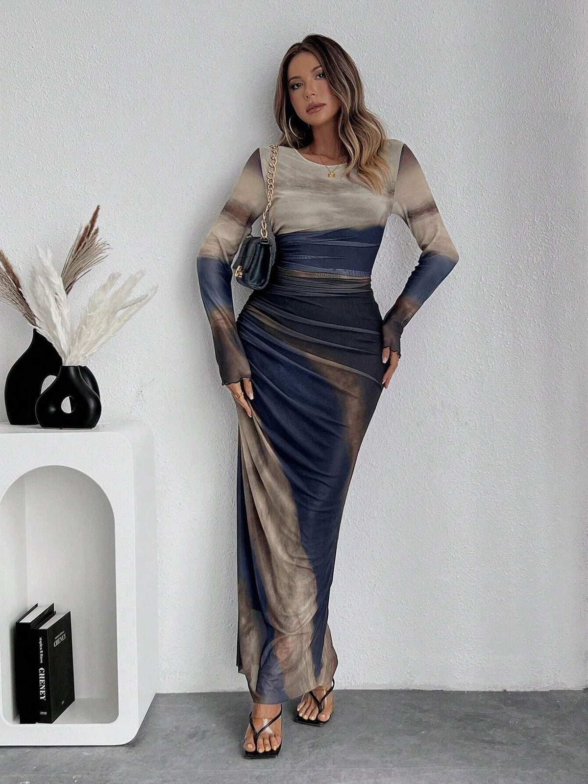 Round Neck Abstract Print Ruched Long Sleeve Bodycon Maxi Dress