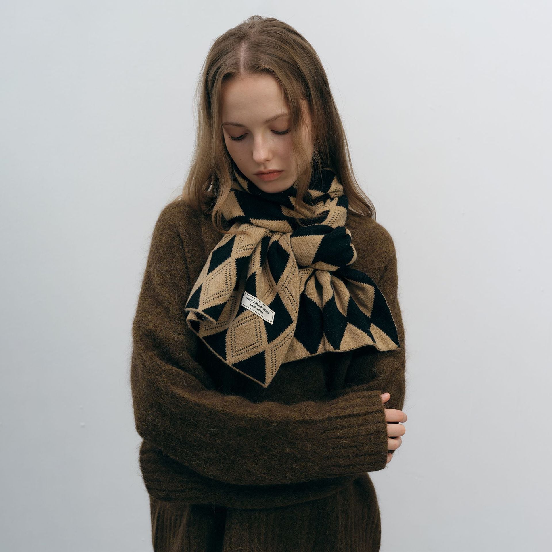 Niche Designer Versatile Warm Highend Knitted Scarf