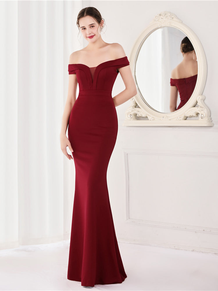 Elegant banquet evening dress