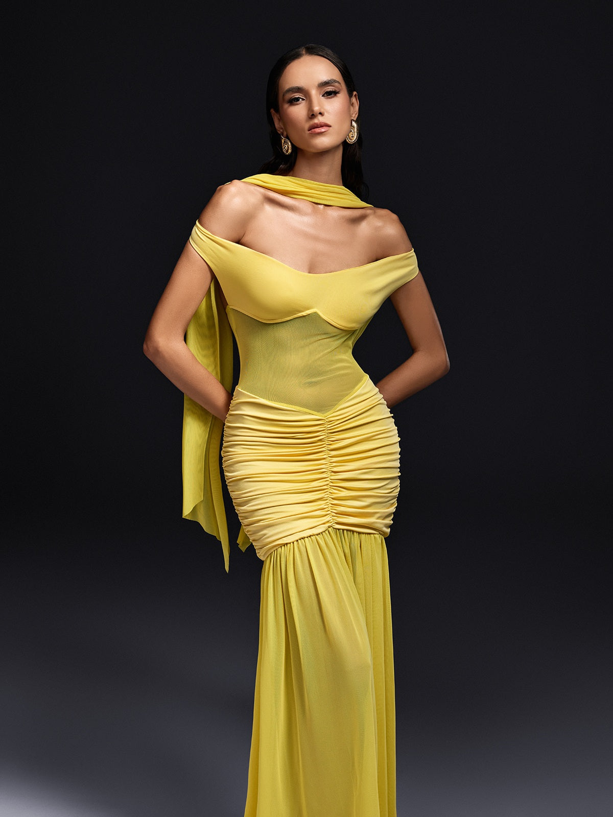 Off Sleeve Scarf Maxi Dress