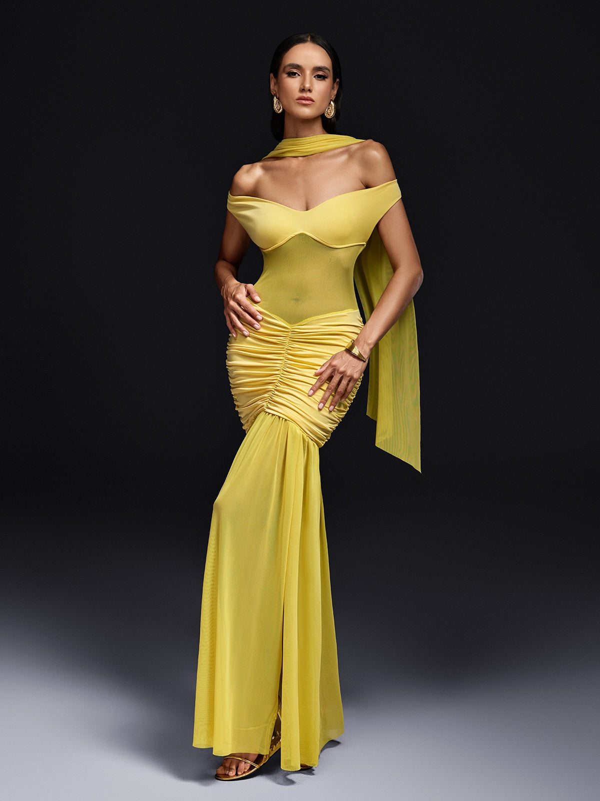 Off Sleeve Scarf Maxi Dress