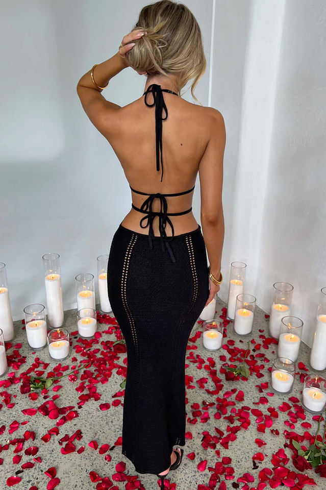 Arabella Elegant Maxi Dress