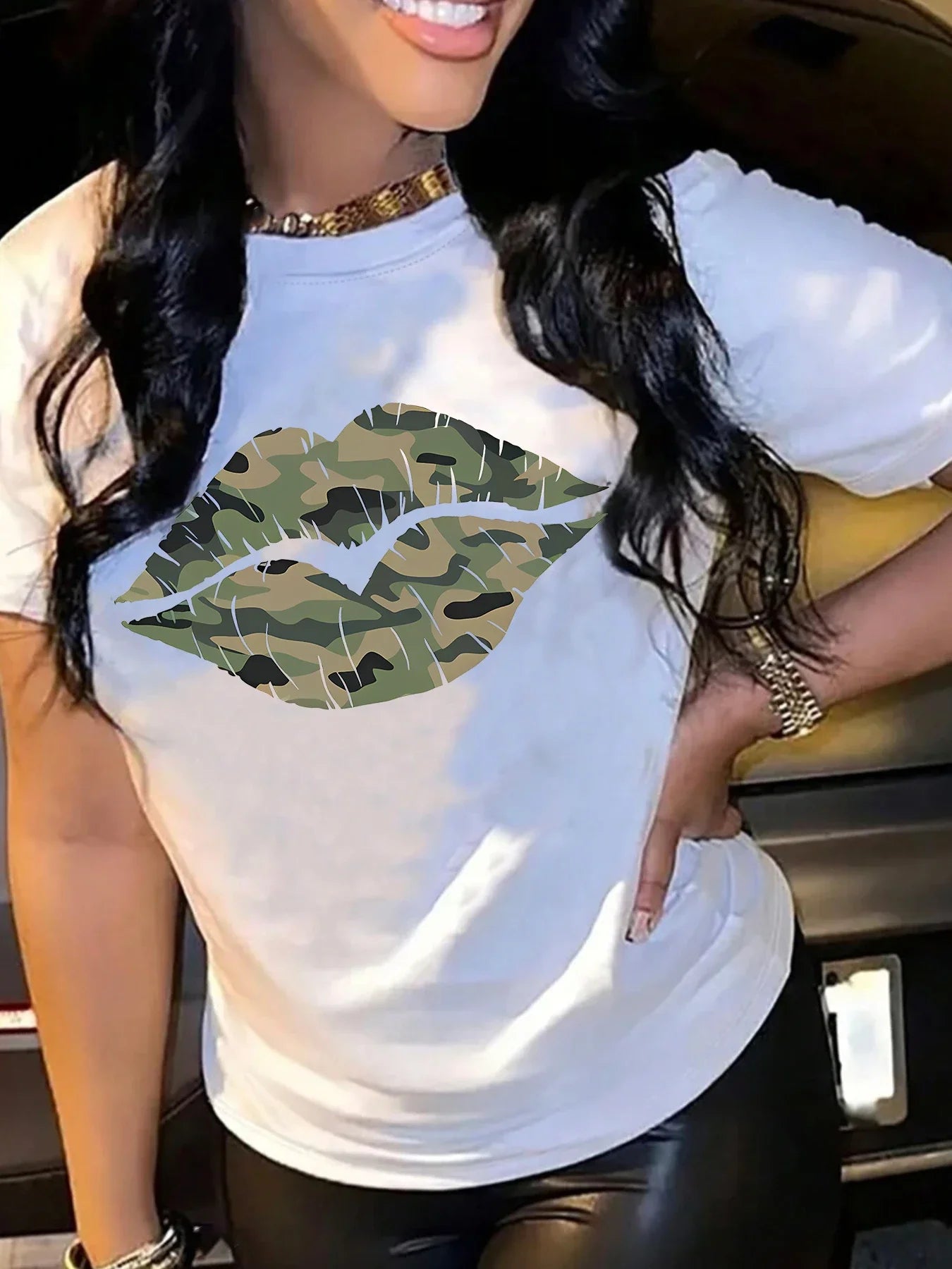 Lips Pattern Casual Green Tshirt
