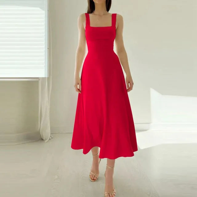 Querida Chic Dress with Square Neckline Premium Wardrobe Essential