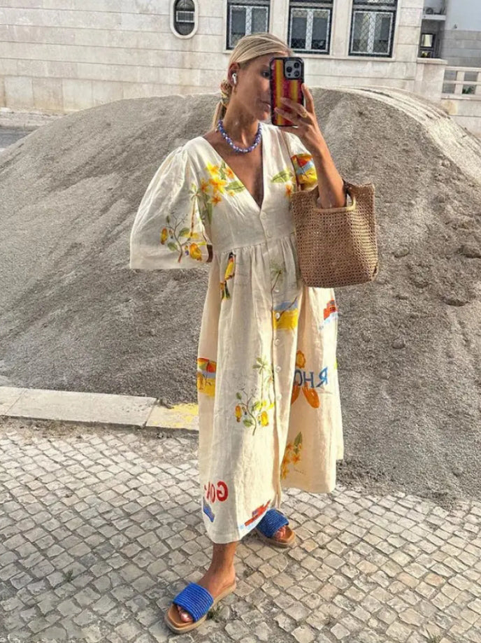 Maria Aesthetic José Dress with a Comic Print Premium Wardrobe Essential