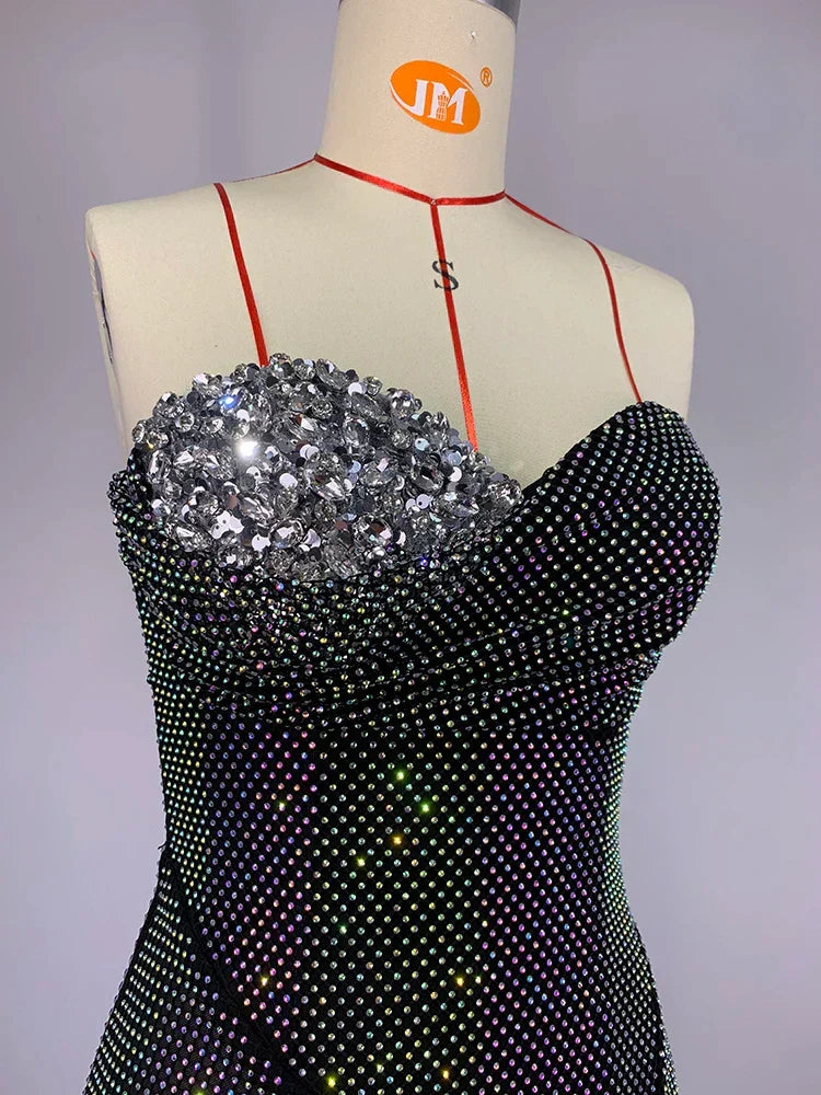 Sexy Strapless Luxury Diamonds Long Dress Shiny Sequins Crystal Folds Party Dress