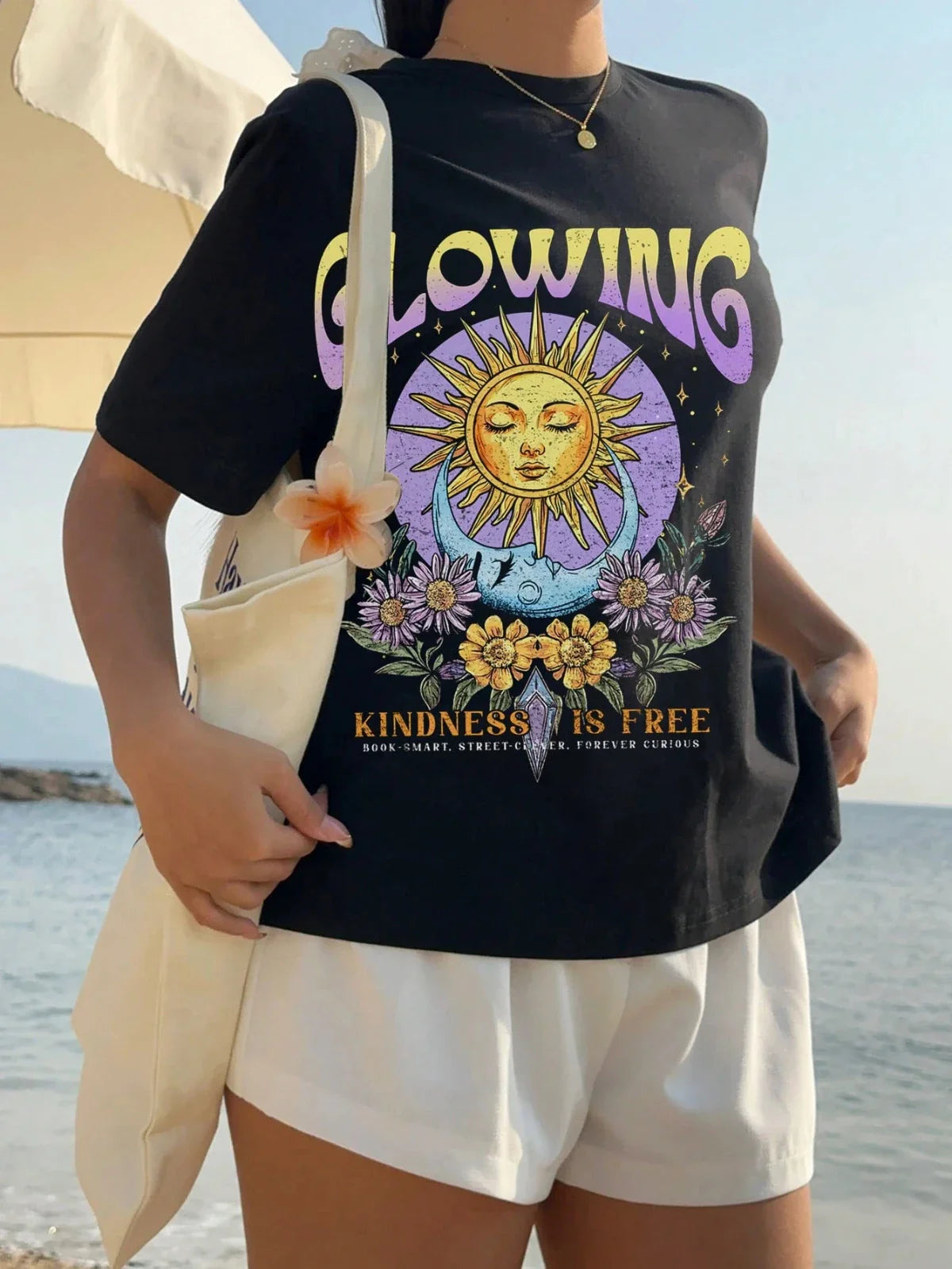 Sun God Print Minimalist Tshirt