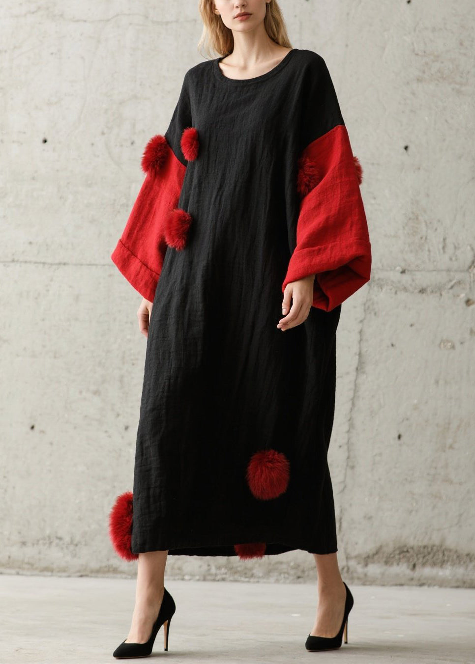 Vintage Black Oversized Patchwork Fuzzy Ball Decorated Long Dress Fall