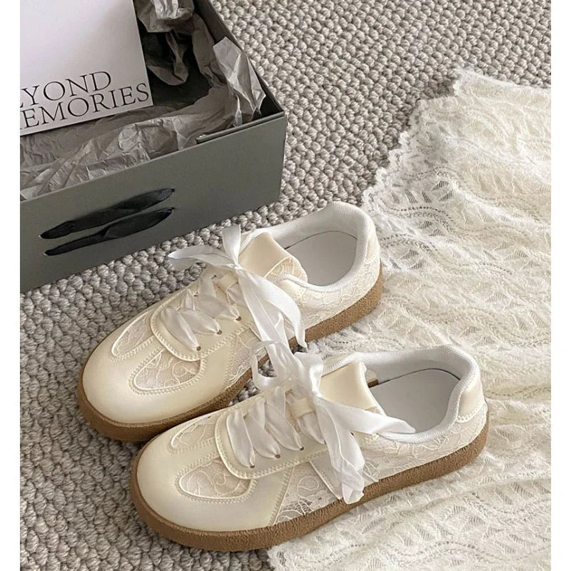 Women Soft Leather + Lace Mesh Walking Shoes Breathable Casual Sneaker New Lace Up Nonslip Flat Sports Jogging Running Trainers