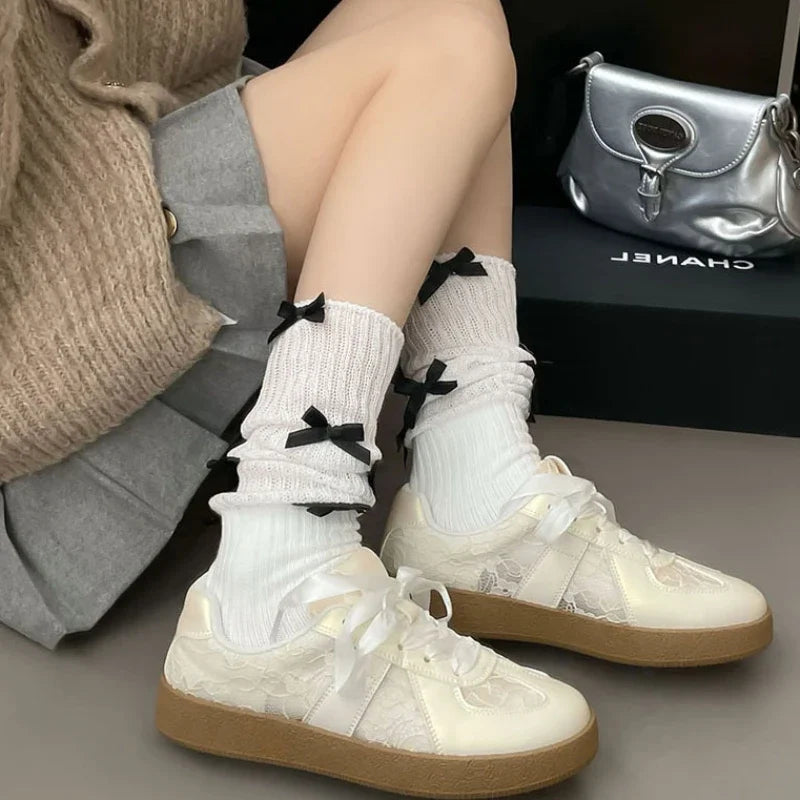 Women Soft Leather + Lace Mesh Walking Shoes Breathable Casual Sneaker New Lace Up Nonslip Flat Sports Jogging Running Trainers