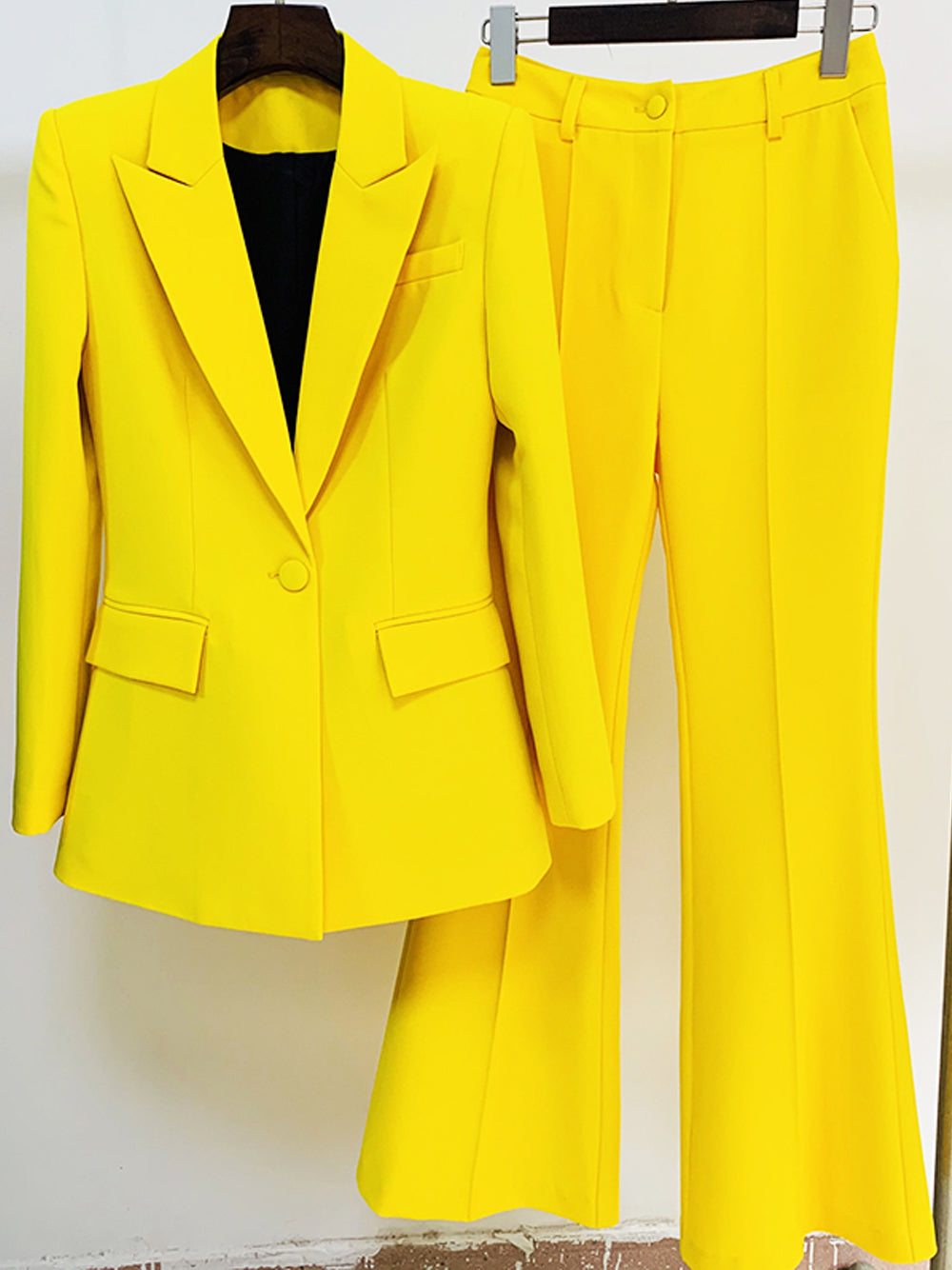 Yellow Peak Lapel Single Button Blazer and Flared Pants Set 9