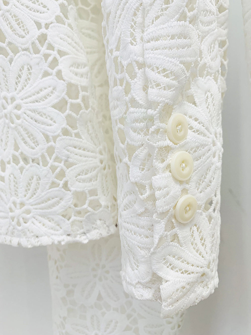White Notch Lapel Floral Lace Blazer And Pants Set