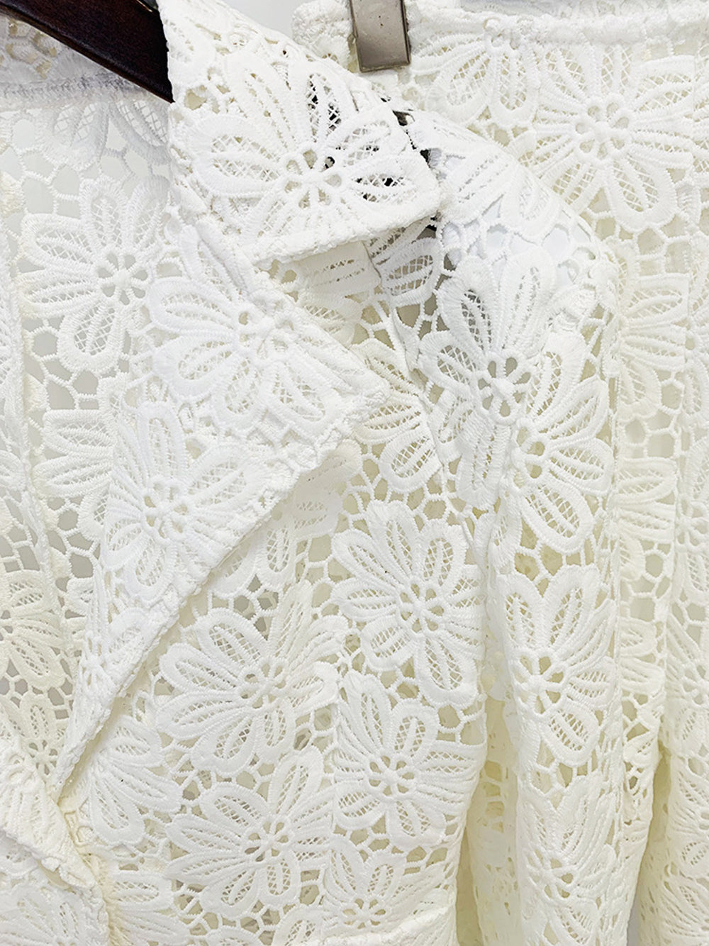 White Notch Lapel Floral Lace Blazer And Pants Set