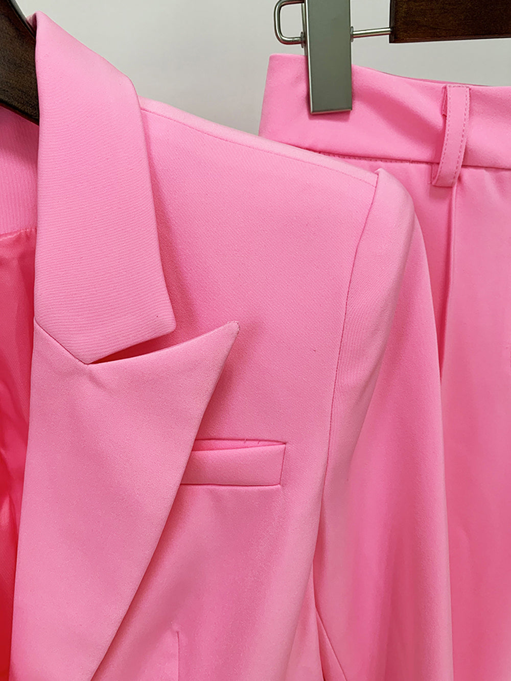 Pink Peaked Lapel Single Button Fitted Blazer and Pants Set 13