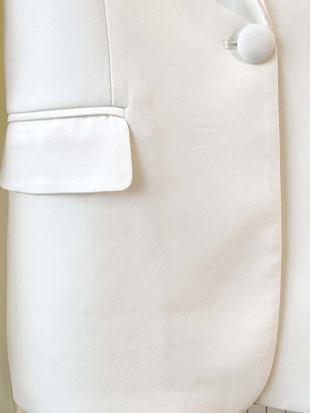White Feather Trim Peak Lapel Blazer and Pants Set