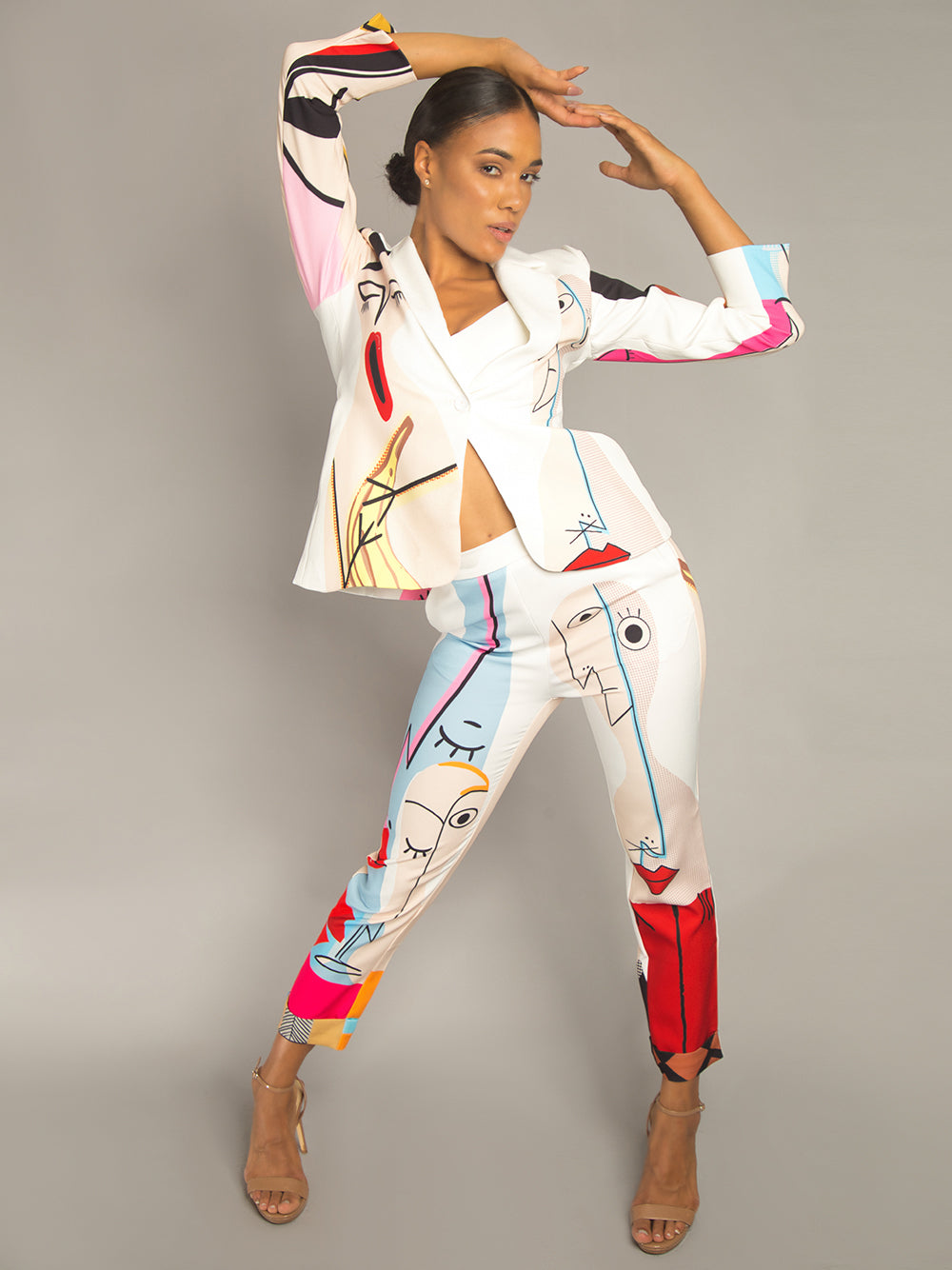 White Abstract Portrait Print Notch Lapel Blazer Cropped Pants Set 12