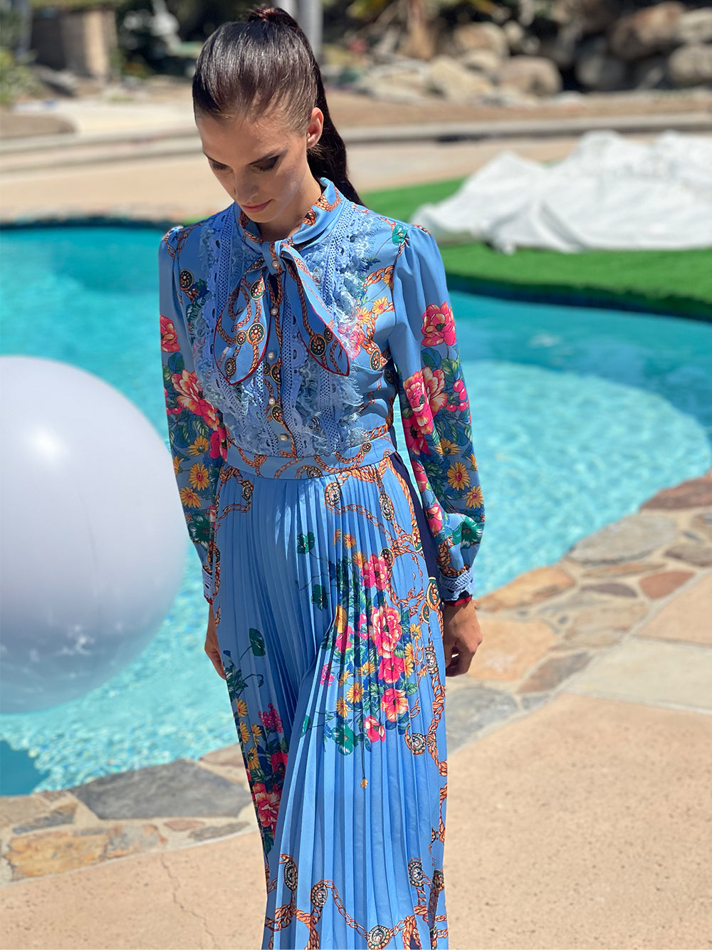 Blue Tie Neck Pearl Bib Floral Chain Print Pleated Midi Dress 8